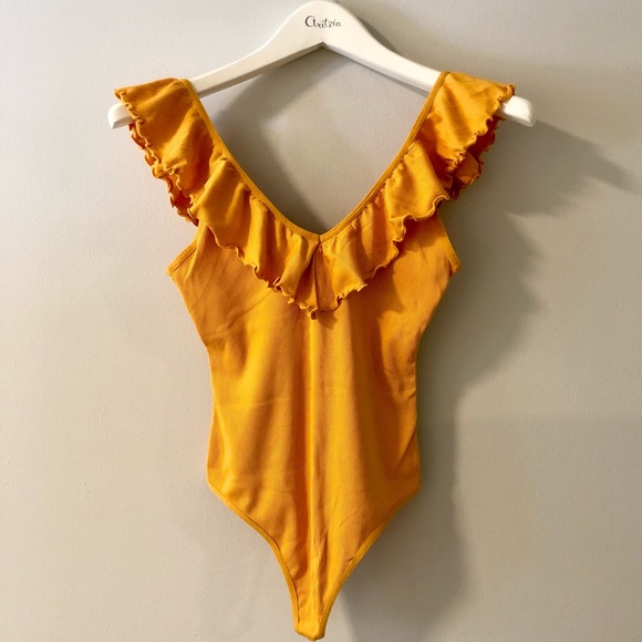 NEW Aritzia Wilfred bodysuit - Picture 2 of 5